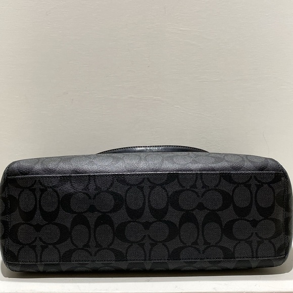COACH (#F19816) “Peyton” Grey/ Black Logo Signature Coated Canvas Tote Bag - Picture 7 of 15